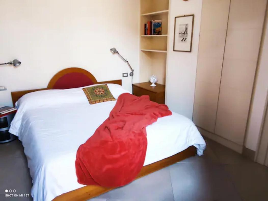 Scesa San Michele Apartment Bari Bagian luar foto