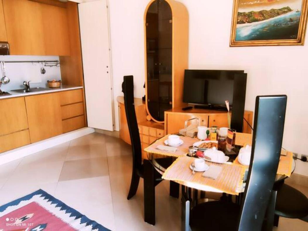 Scesa San Michele Apartment Bari Bagian luar foto