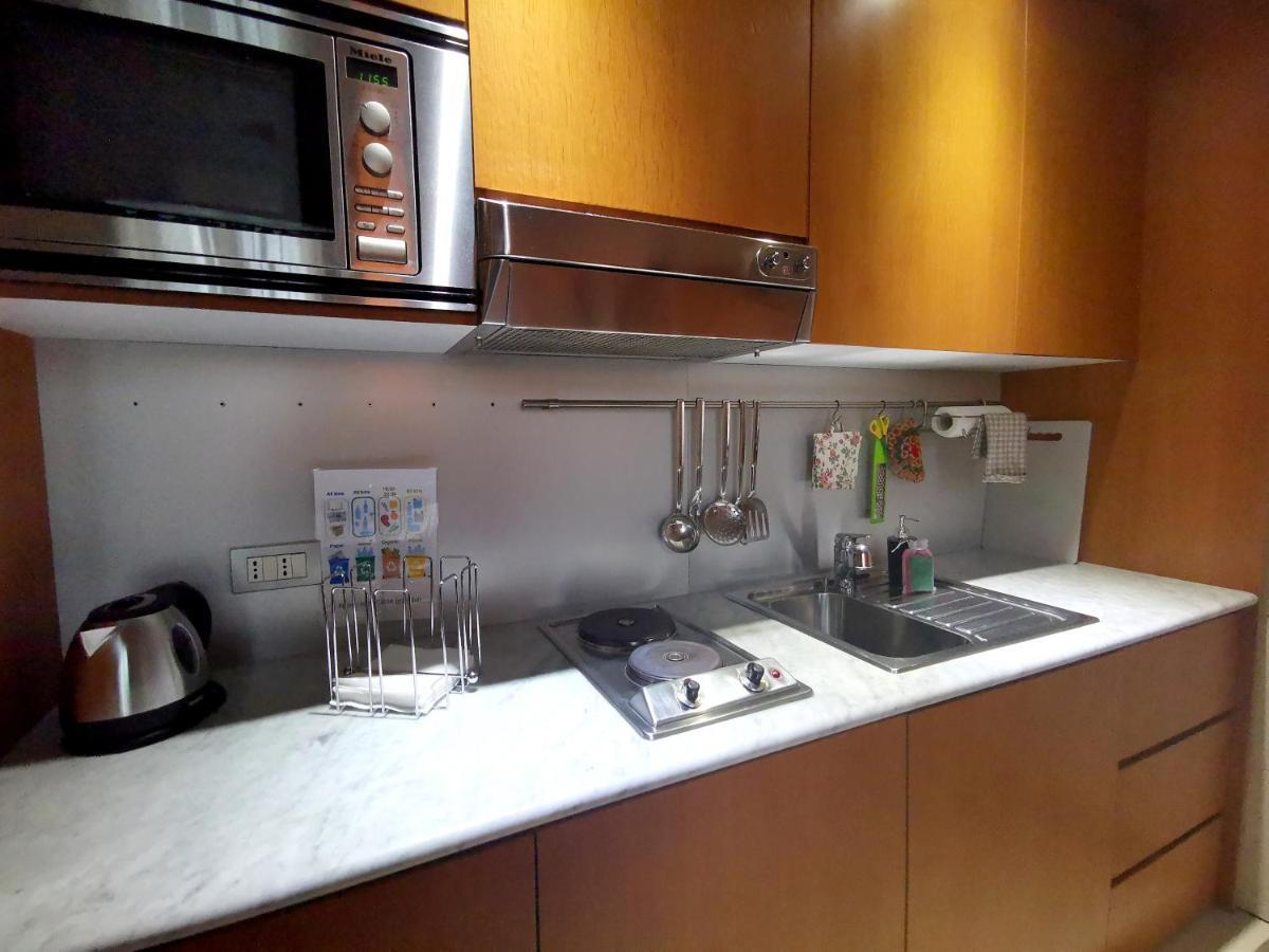 Scesa San Michele Apartment Bari Bagian luar foto